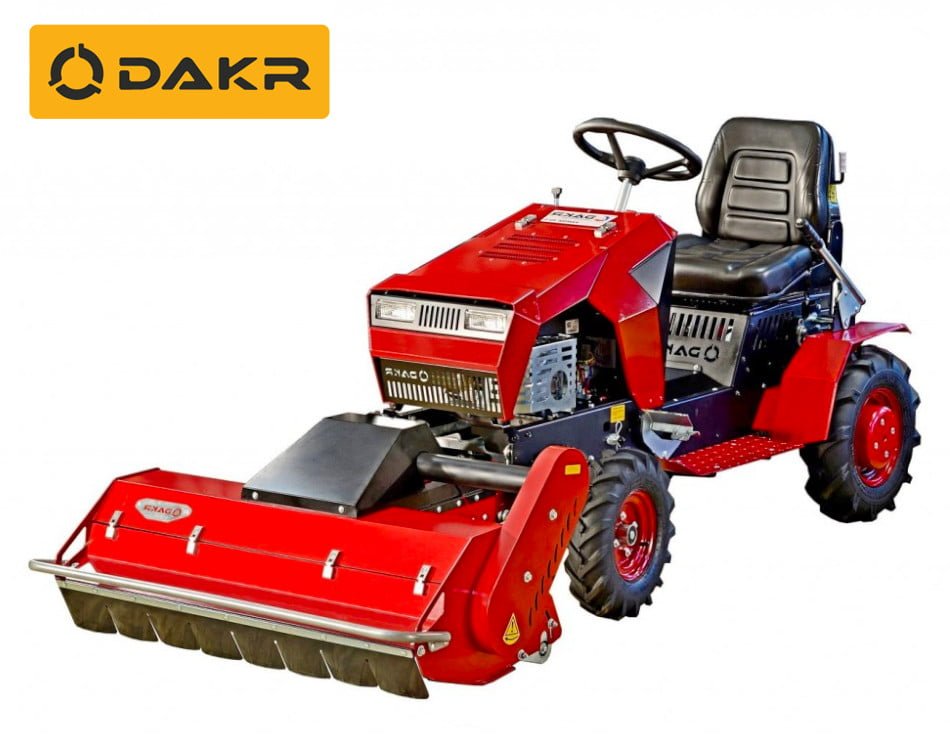 Univerzálny traktor Dakr Panter FD-5 + cepákový mulčovač MC 100