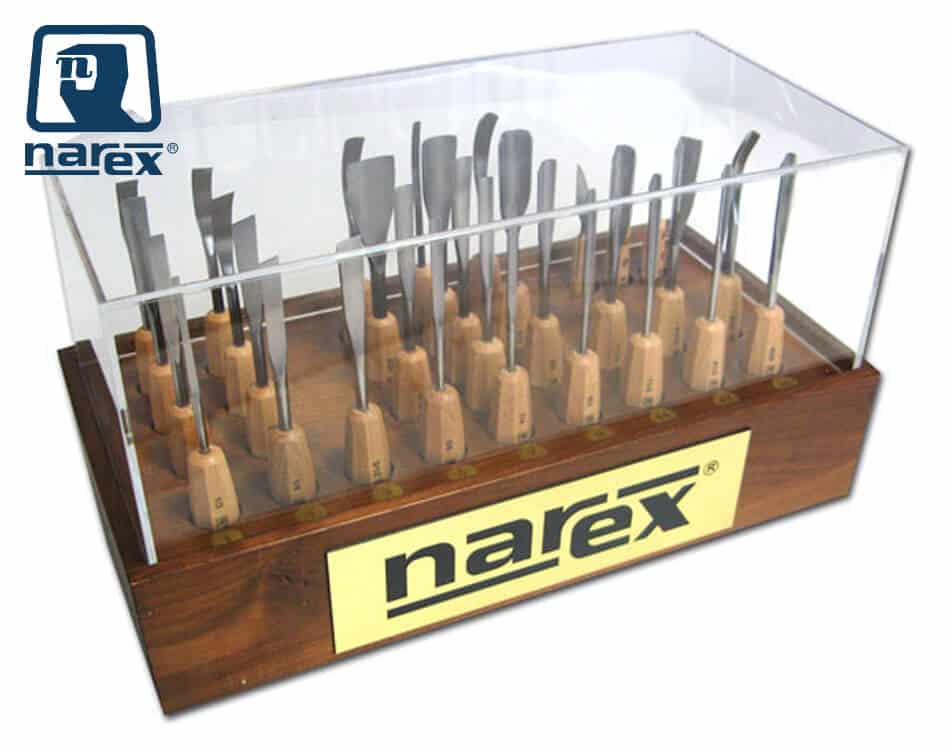 Sada rezbárskych dlát na drevo Narex Wood Line Standard v drevenom stojane – 31 dielna